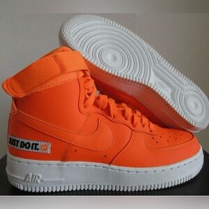 NIKE AIR FORCE 1 HIGH LV8 (GS) "JUST DO IT" SZ 6Y-WOMENS SZ 7.5